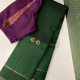 Meera gold kanchipuram silk saree